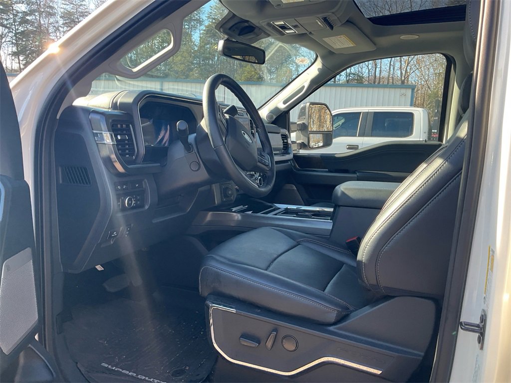Certified 2024 Ford F350 Lariat w/ Lariat Ultimate Package image 11