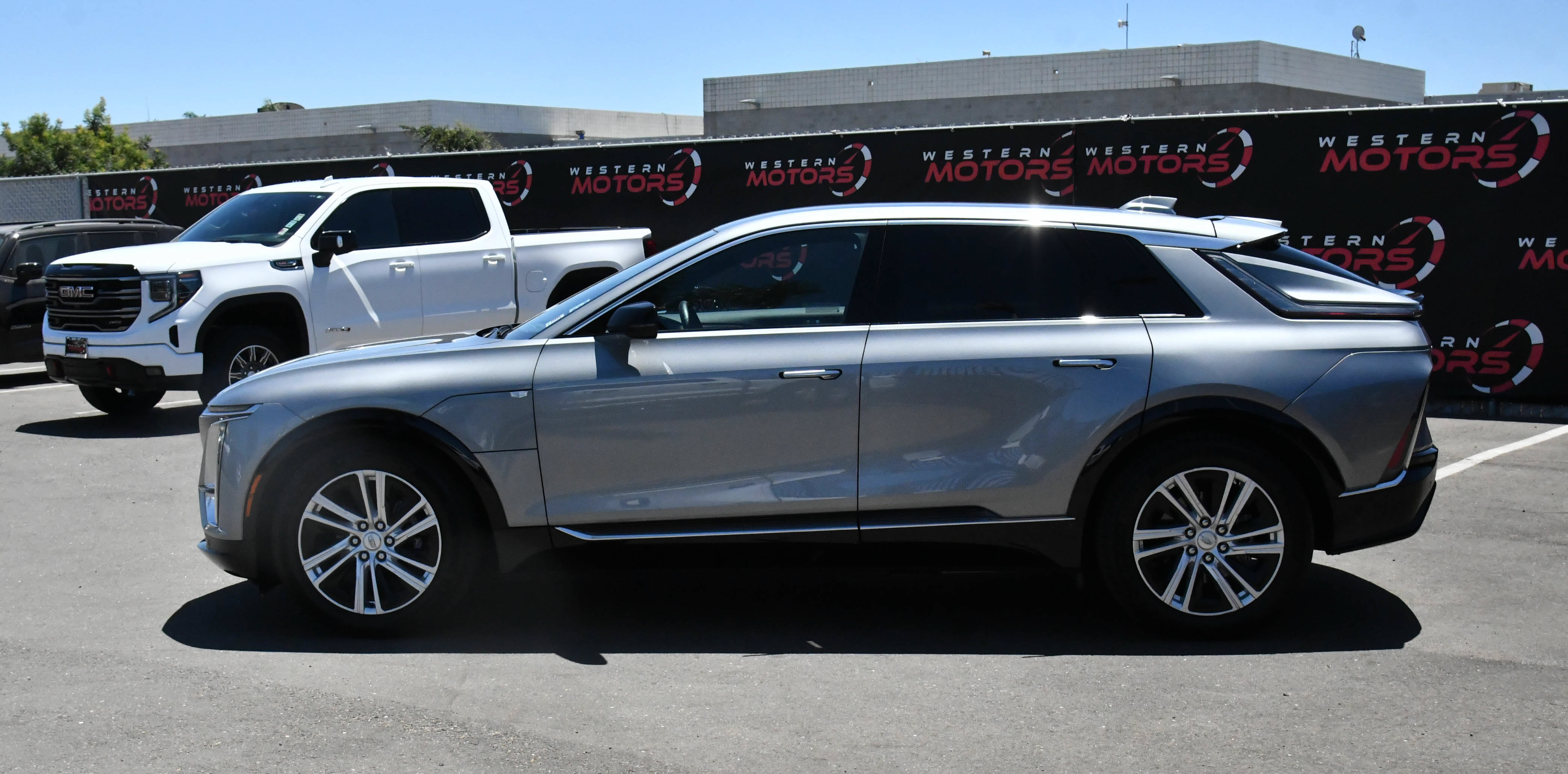 Used 2024 Cadillac Lyriq Tech RWD image 4