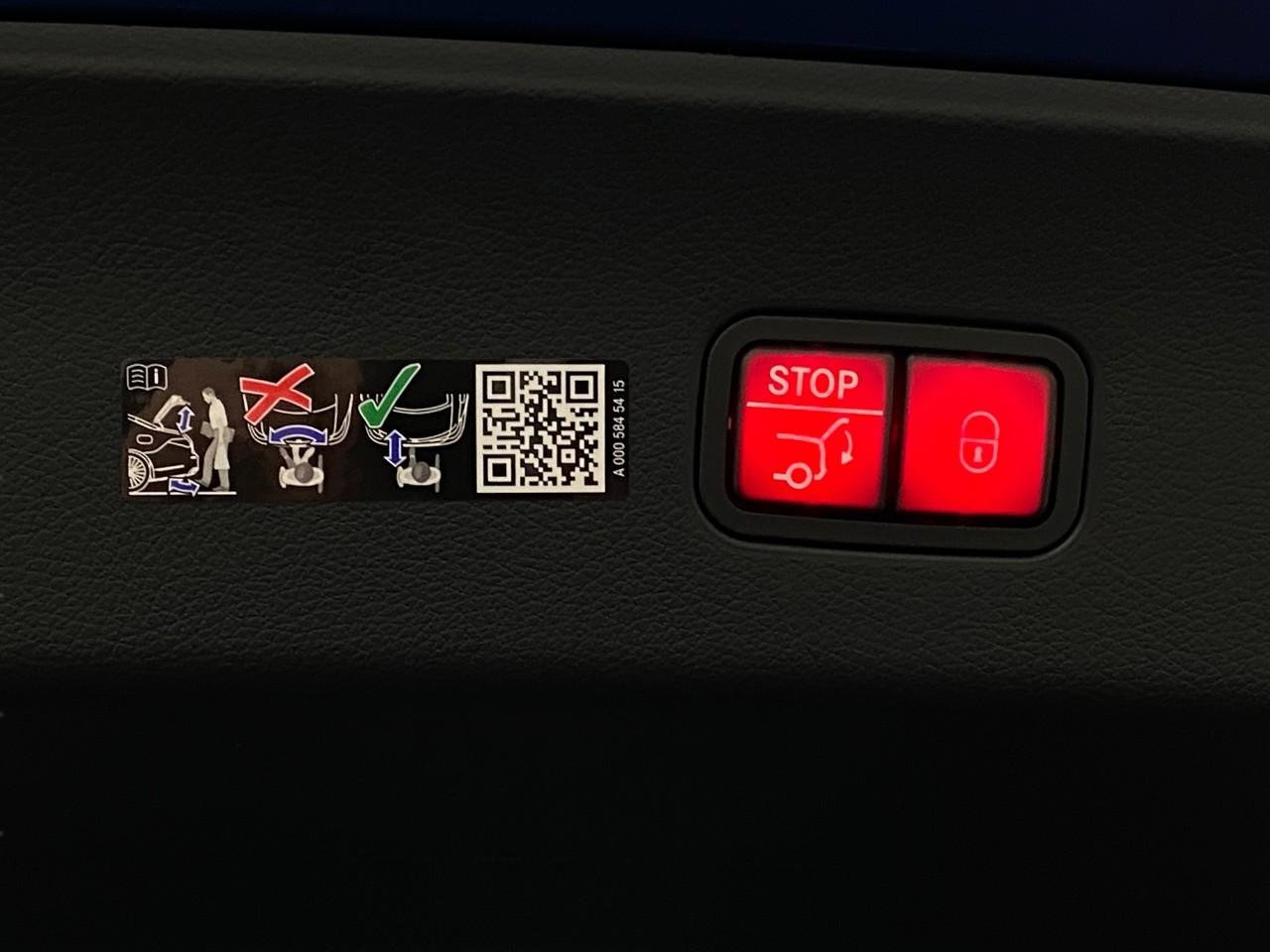 New 2026 Mercedes-Benz GLC 43 AMG 4MATIC Coupe image 7