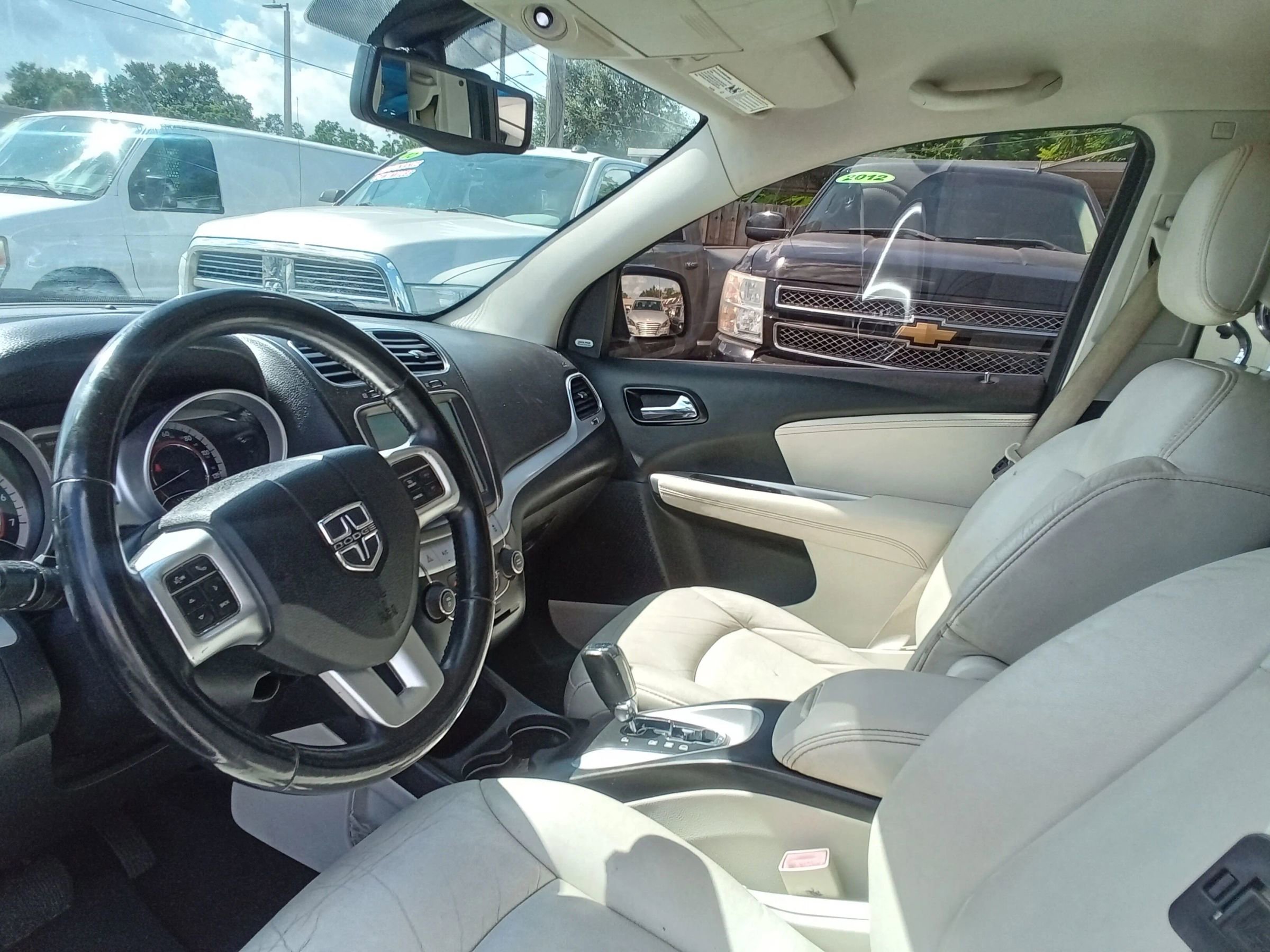 Used 2013 Dodge Journey Crew w/ Flexible Seating Group image 10