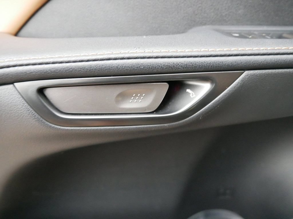 Used 2023 Lexus RX 350 w/ Cold Area Package AWD/4WD image 16