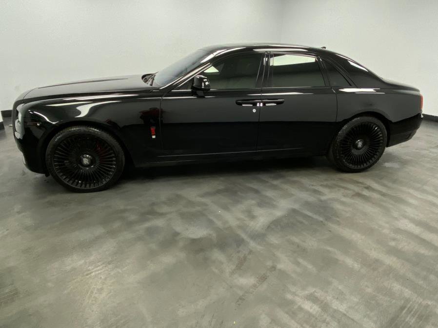 Used 2016 Rolls-Royce Ghost image 3