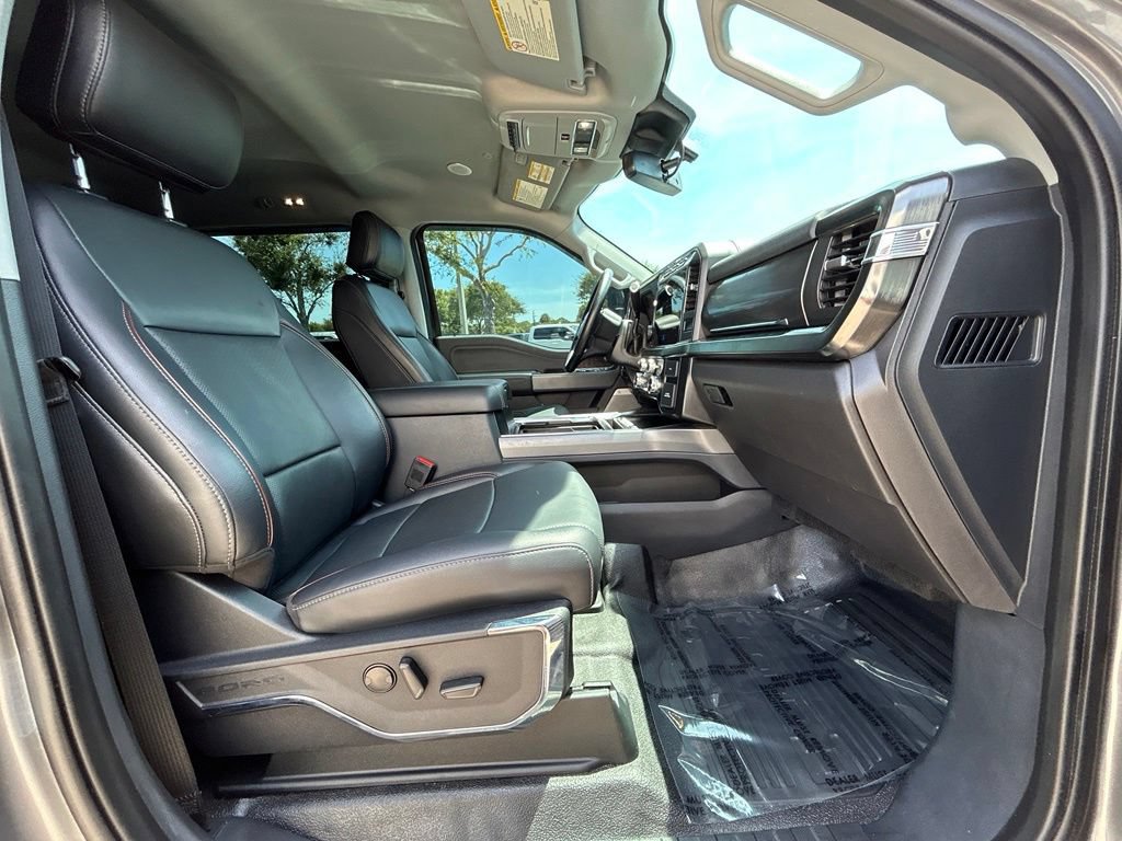 Certified 2024 Ford F350 Lariat w/ Lariat Ultimate Package AWD/4WD image 27