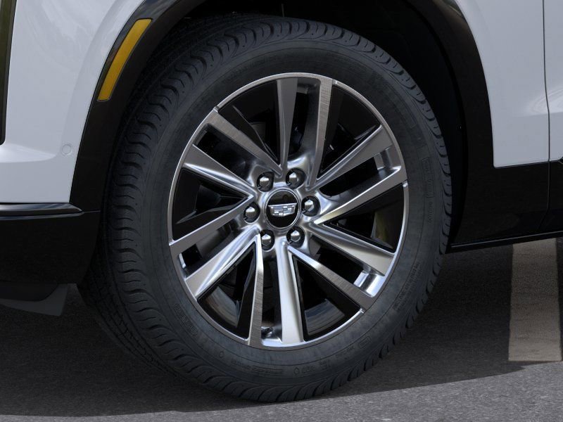 New 2026 Cadillac Vistiq Sport w/ LPO, Floor Liner Package AWD/4WD image 9
