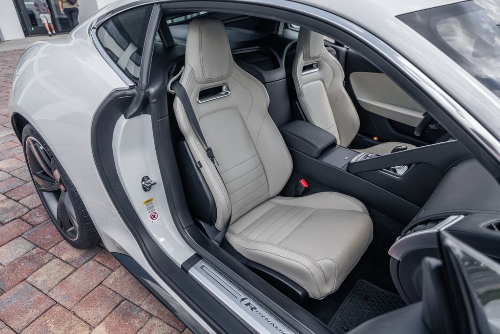 Used 2020 Jaguar F-TYPE R-Dynamic image 33