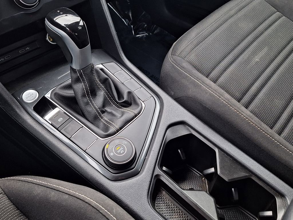 Used 2024 Volkswagen Tiguan S image 23