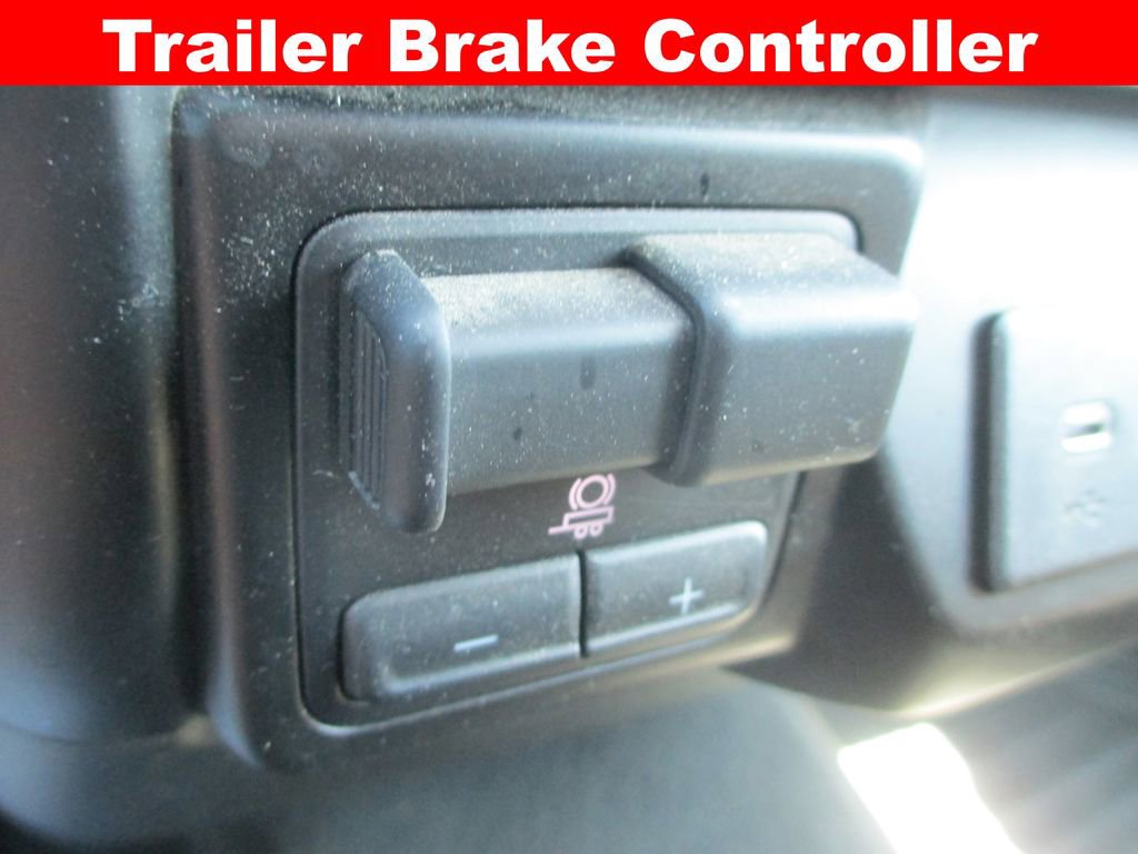 Used 2022 Chevrolet Silverado 3500 LT w/ Convenience Package image 17