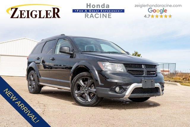 Used 2020 Dodge Journey Crossroad image 1