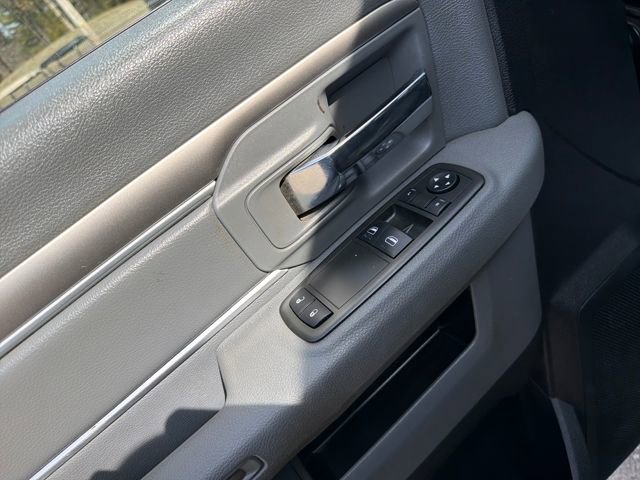 Used 2015 RAM 2500 SLT w/ Popular Equipment Group image 9