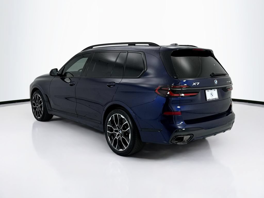Certified 2026 BMW X7 xDrive40i w/ M Sport Package AWD/4WD image 7
