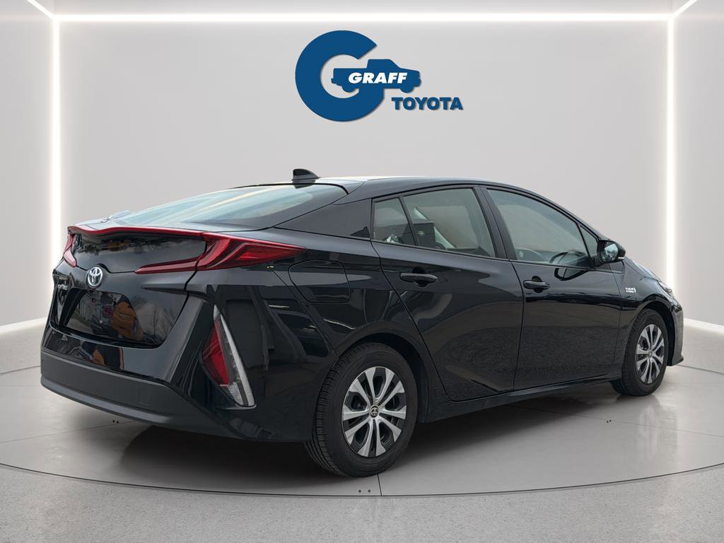 Used 2021 Toyota Prius Prime LE image 8