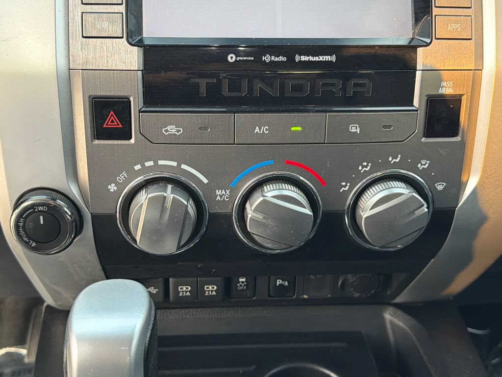 Used 2020 Toyota Tundra SR5 w/ SR5 Convenience Package AWD/4WD image 28