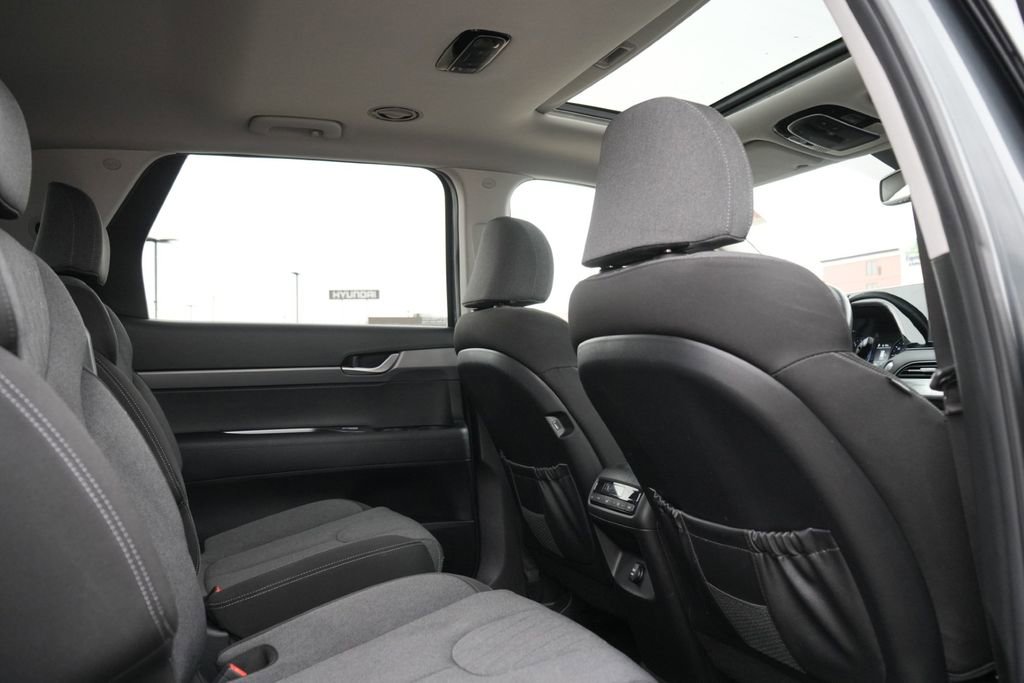 Used 2022 Hyundai Palisade SEL image 14