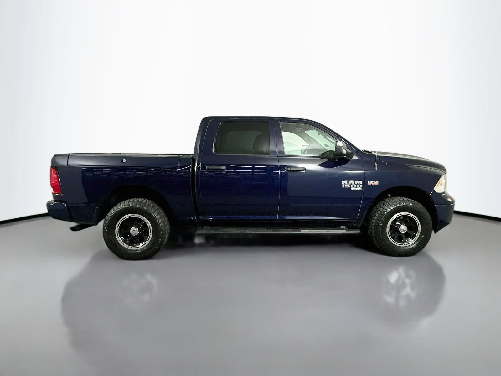 Used 2019 RAM 1500 Tradesman w/ Popular Equipment Group AWD/4WD image 8