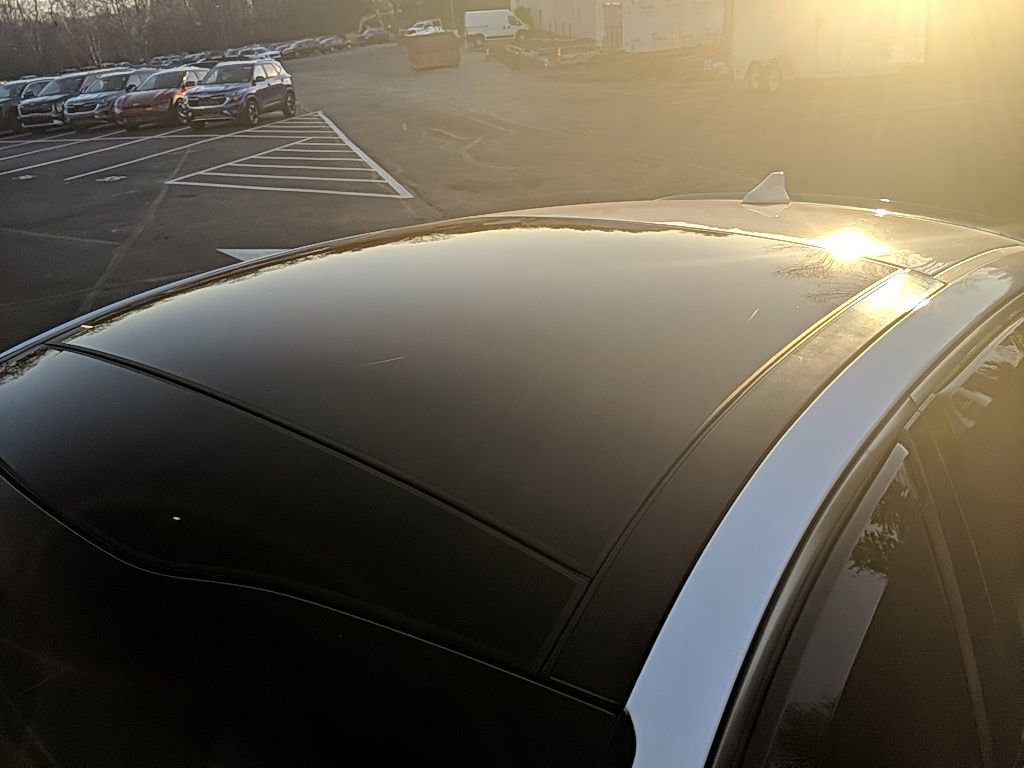 Used 2018 Kia Stinger GT2 image 10