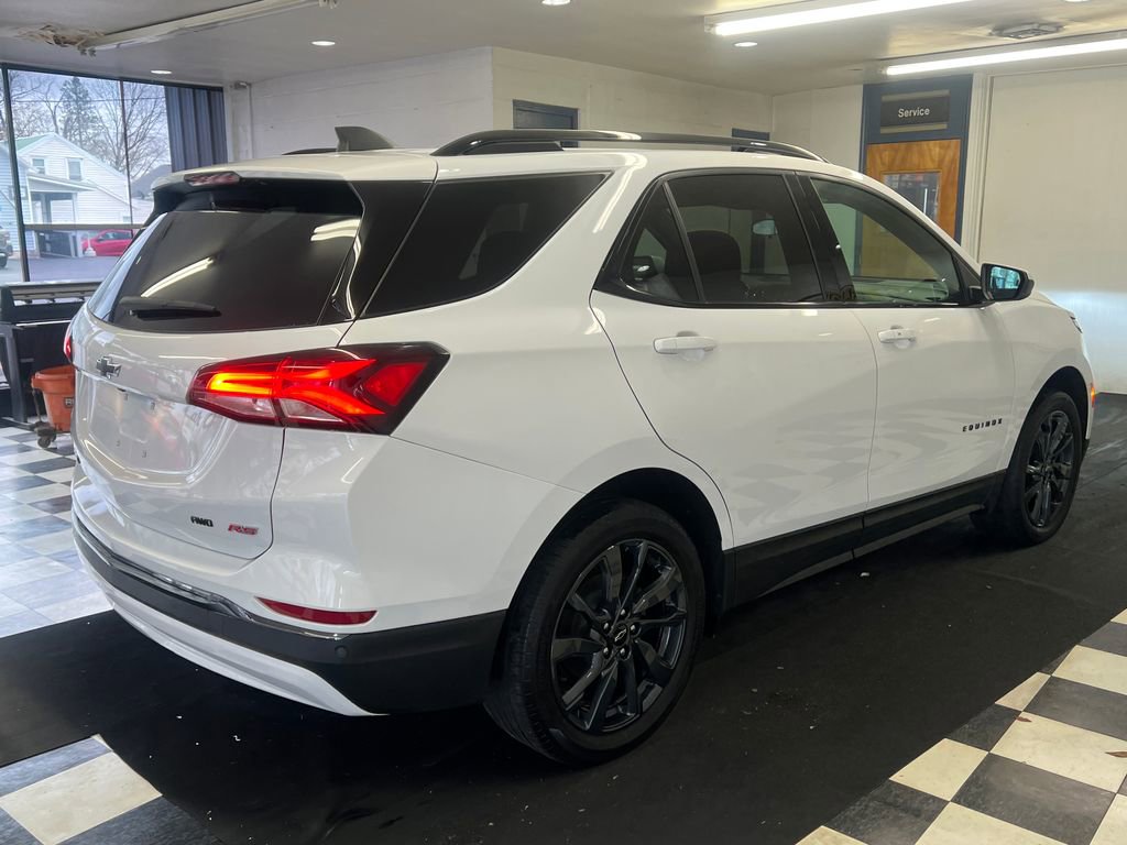 Used 2023 Chevrolet Equinox RS image 15
