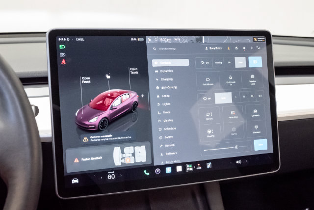 Used 2023 Tesla Model 3 Performance AWD/4WD image 19