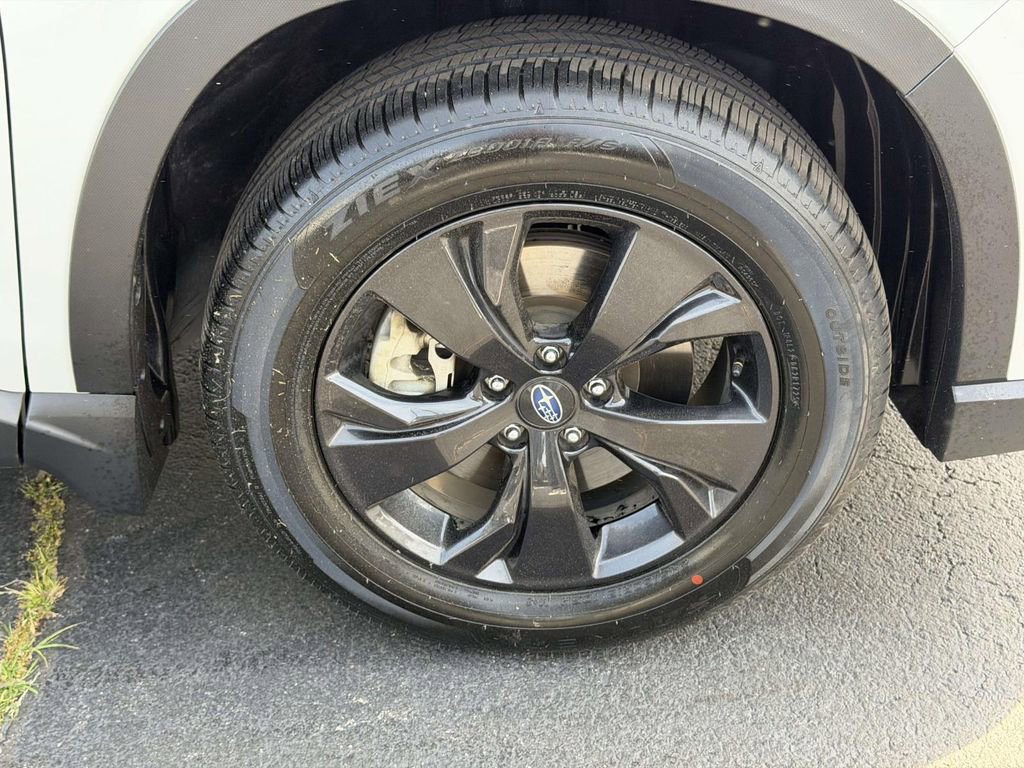 Certified 2026 Subaru Ascent Premium AWD/4WD image 9