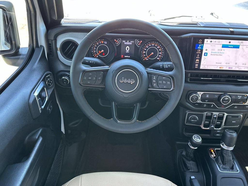 Used 2024 Jeep Gladiator Sport AWD/4WD image 13