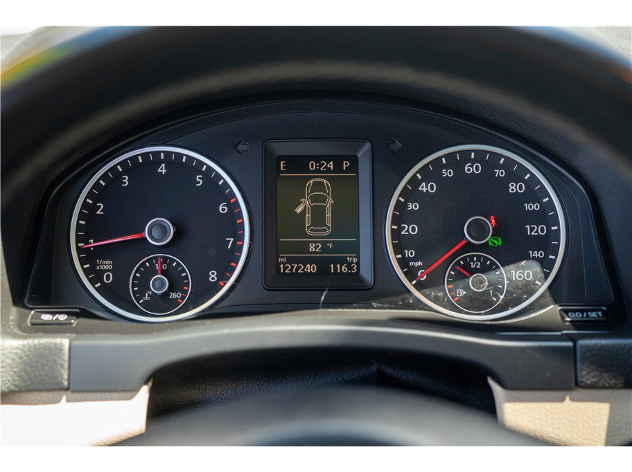 Used 2013 Volkswagen Tiguan S FWD image 21
