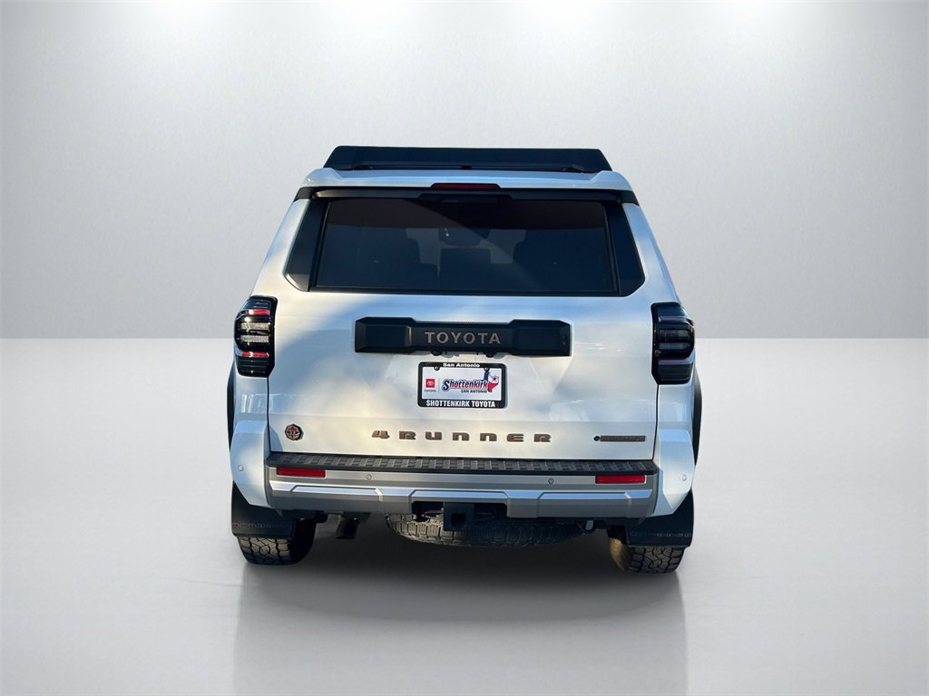 Certified 2025 Toyota 4Runner Trailhunter image 6
