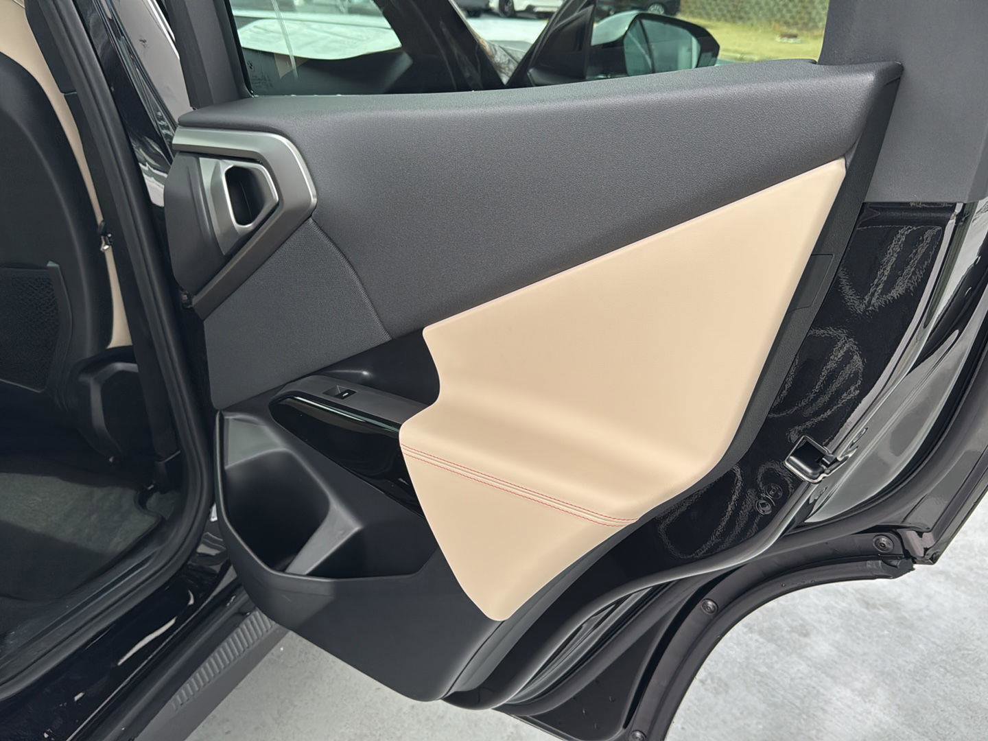 New 2026 BMW X3 xDrive30 w/ Premium Package image 12