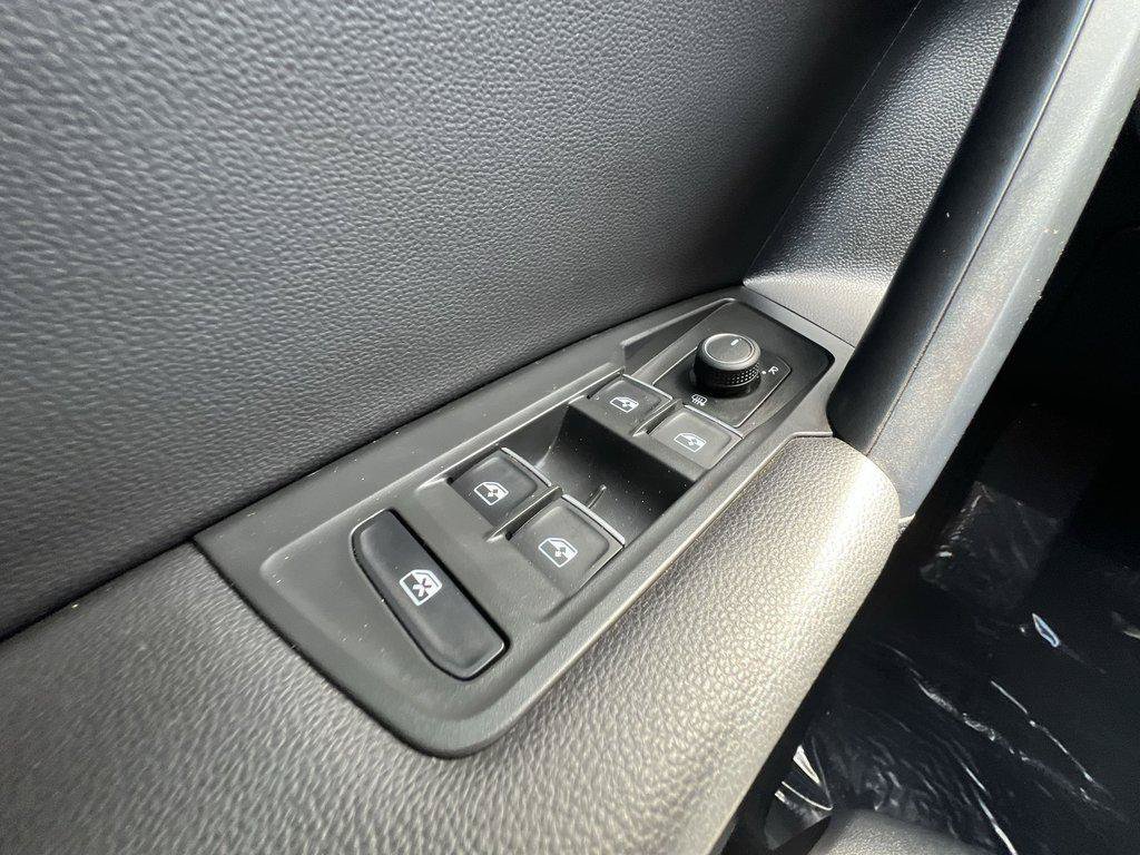 Certified 2021 Volkswagen Tiguan SE AWD/4WD image 13
