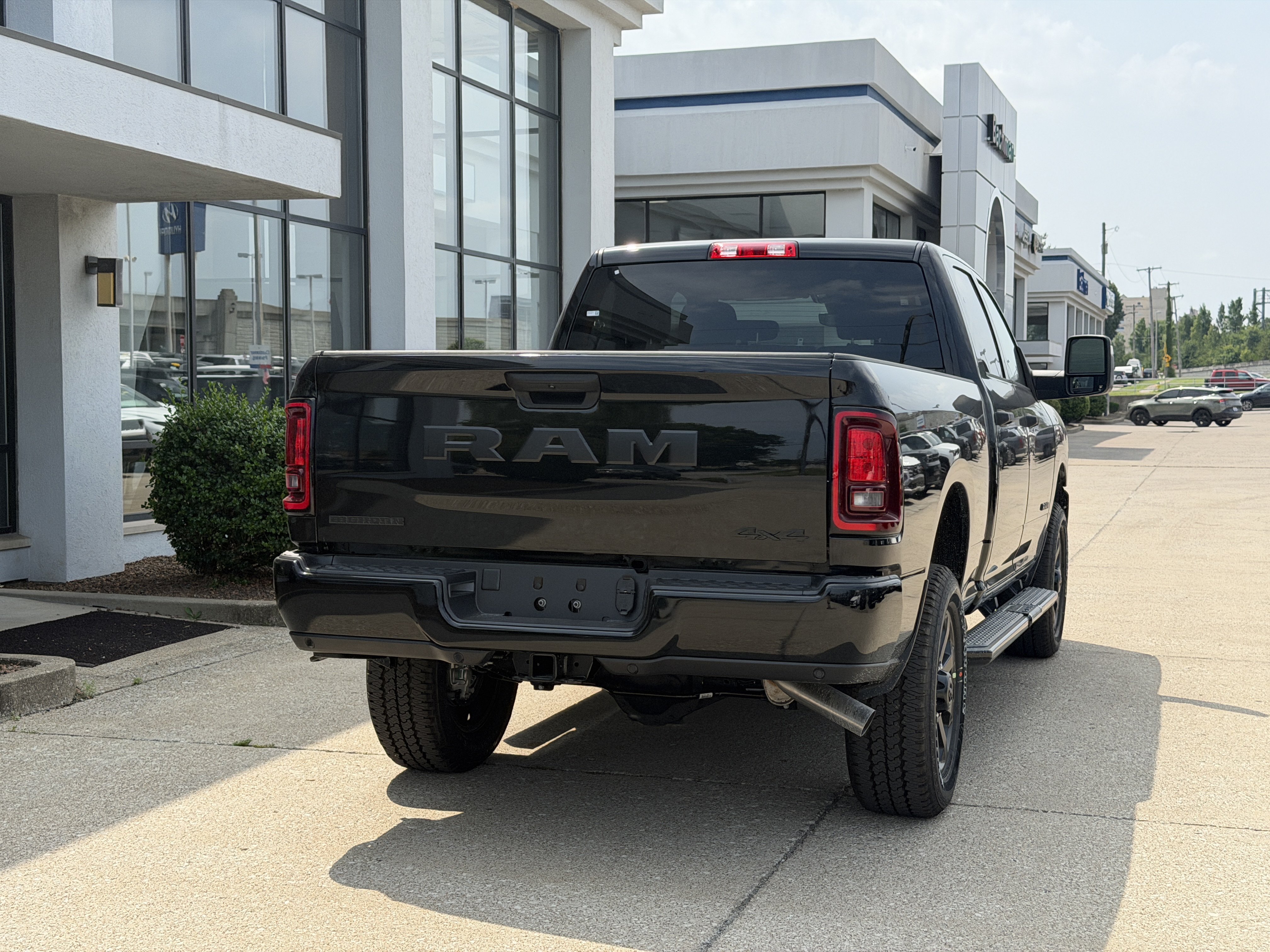 New 2026 RAM 2500 Big Horn AWD/4WD image 5
