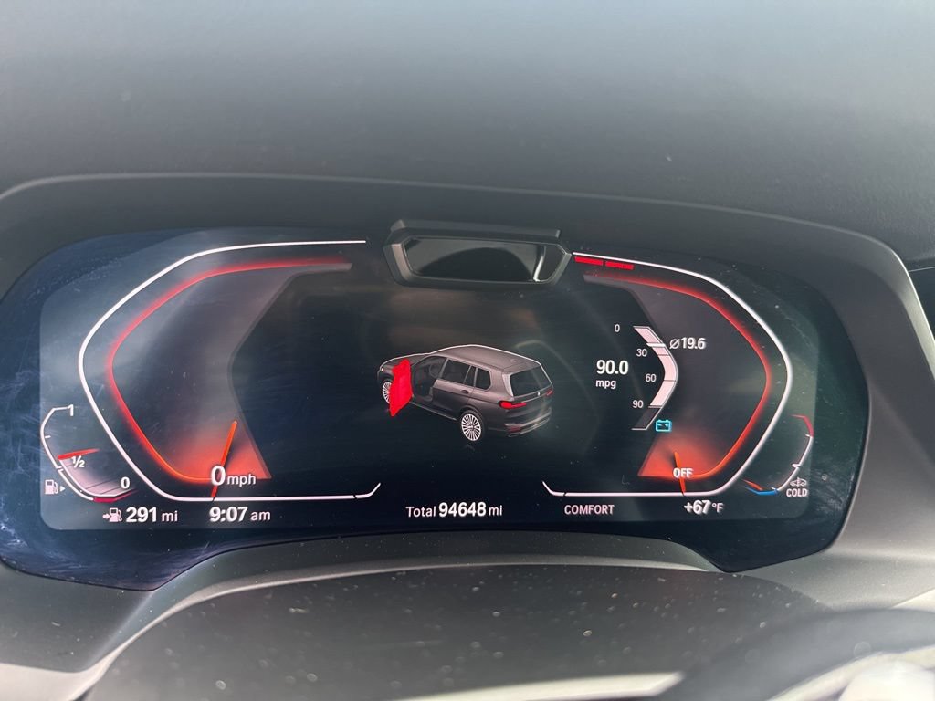 Used 2020 BMW X7 xDrive40i w/ Premium Package AWD/4WD image 4