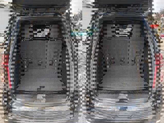 Used 2023 Chevrolet Tahoe LT image 11