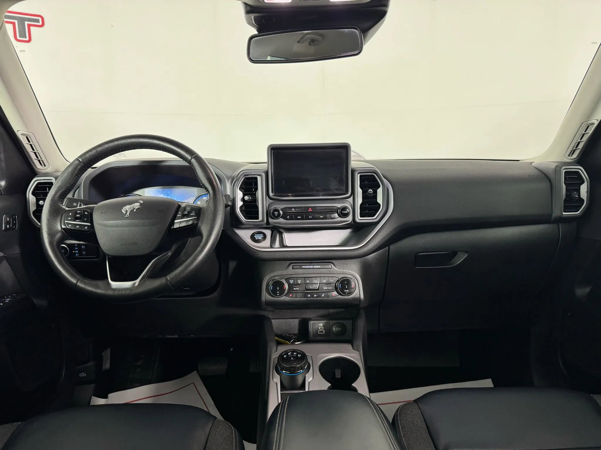 Used 2023 Ford Bronco Sport Outer Banks w/ Tech Package image 11