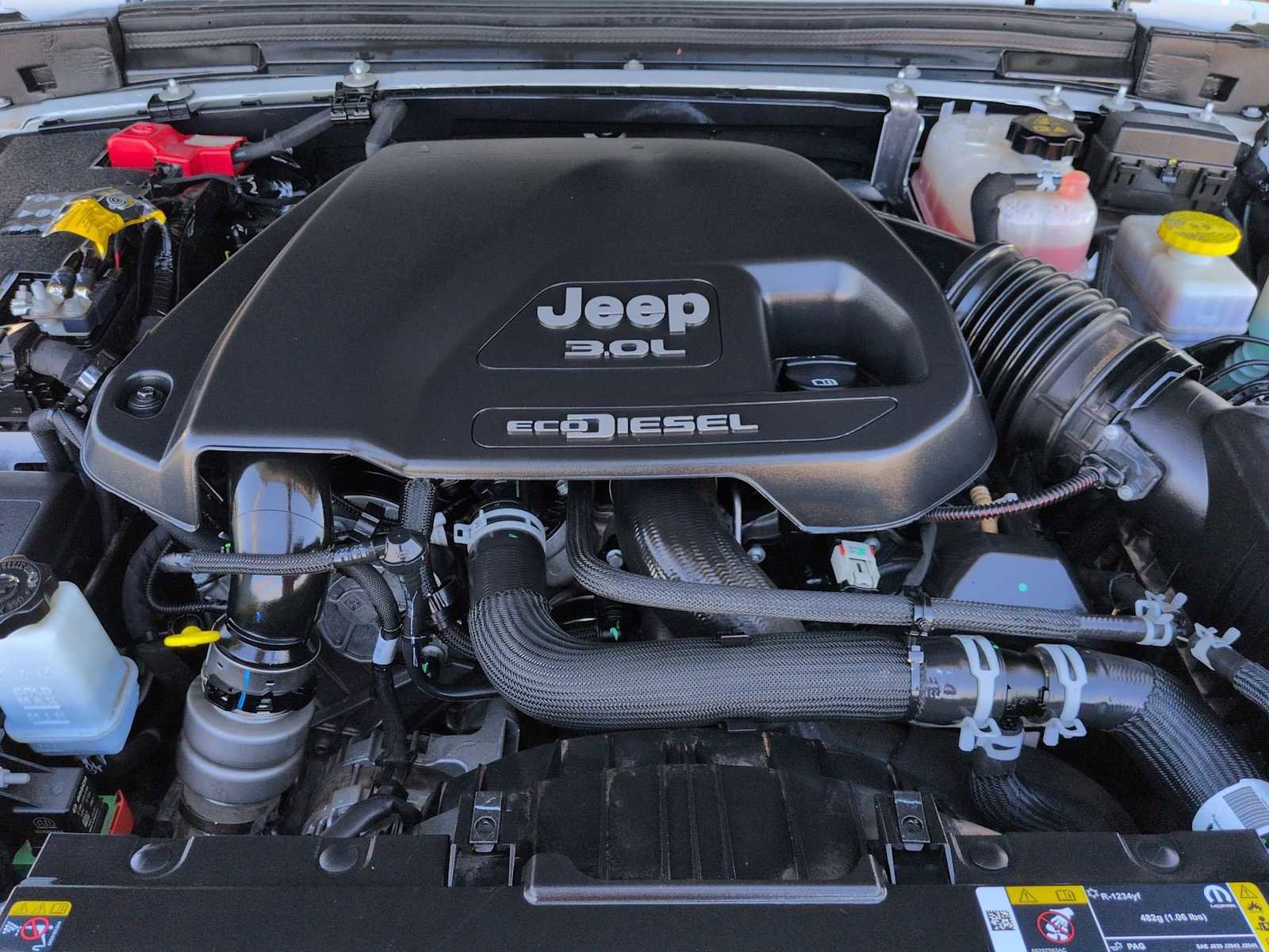 Used 2022 Jeep Wrangler Unlimited Rubicon w/ Steel Bumper Group image 15