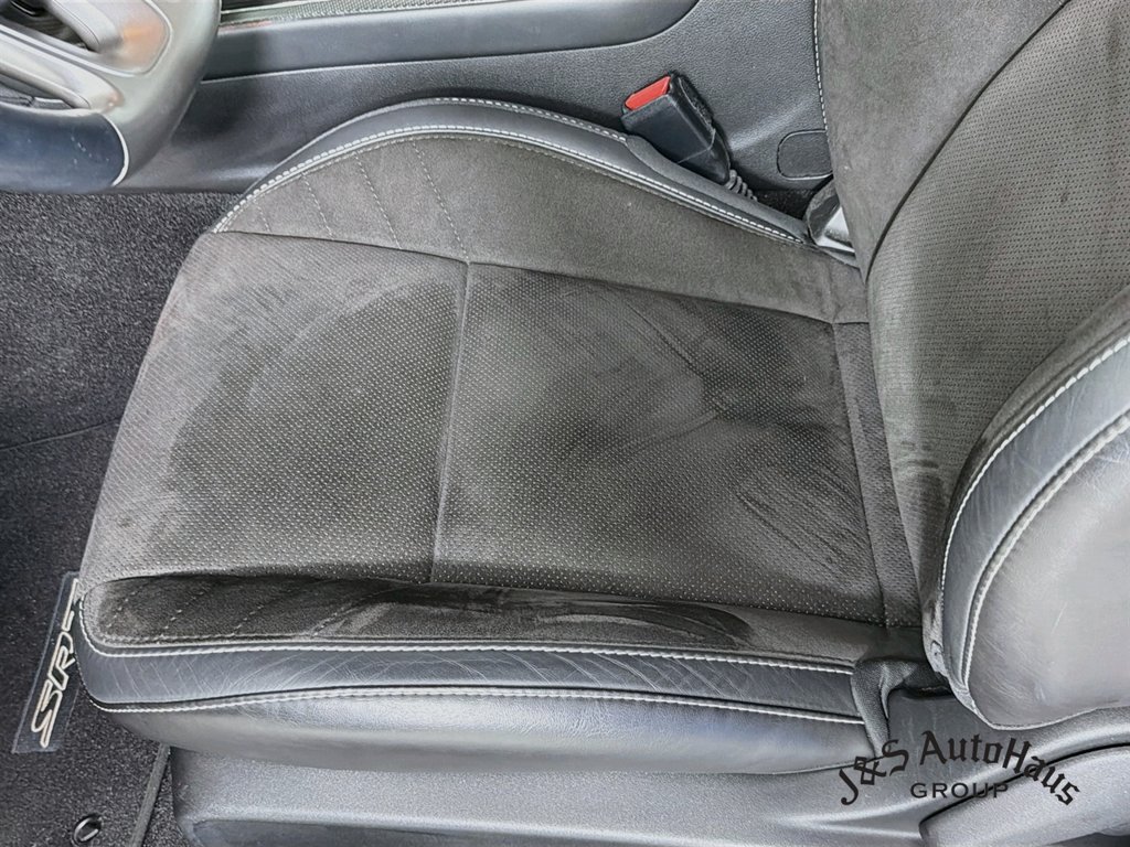 Used 2022 Dodge Challenger SRT Hellcat RWD image 25