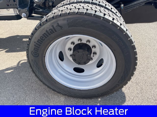 New 2026 Ford F550 4x4 Regular Cab Super Duty image 30