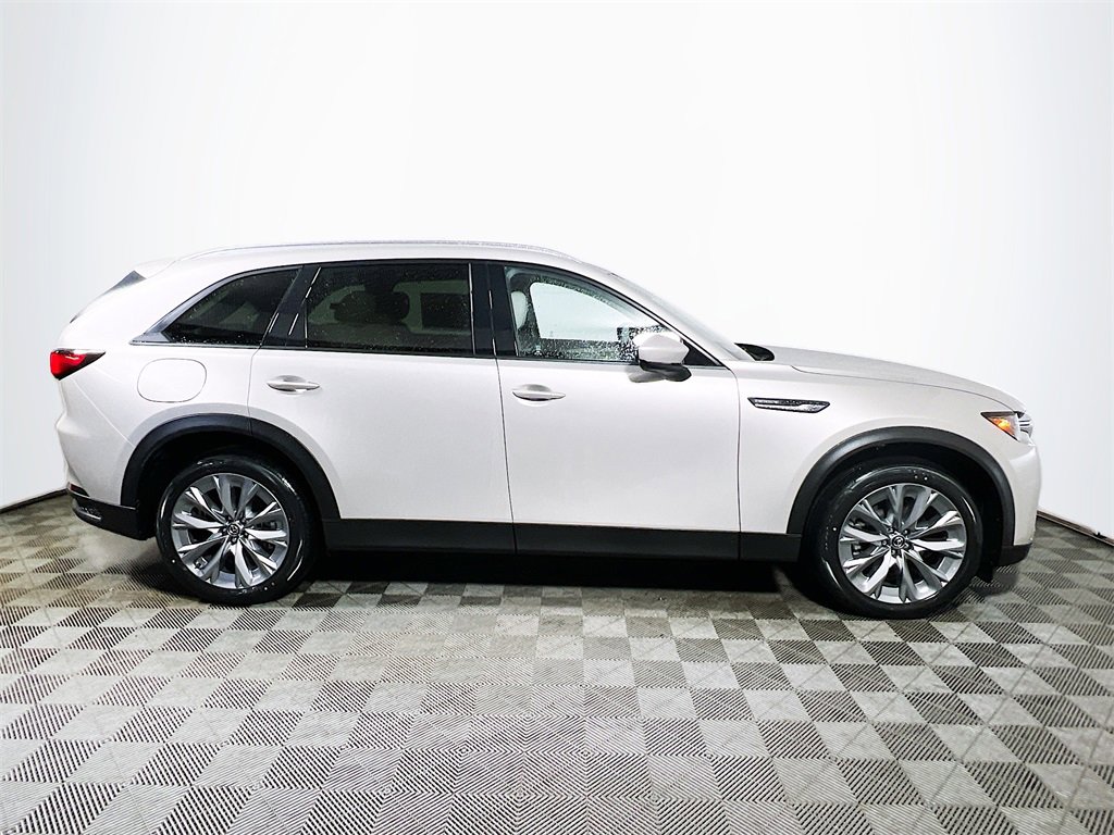 New 2026 MAZDA CX-90 Plug-In Hybrid w/ Preferred image 8