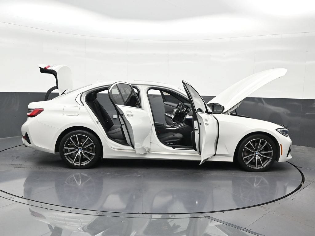 Used 2021 BMW 330i Sedan w/ Convenience Package RWD image 33