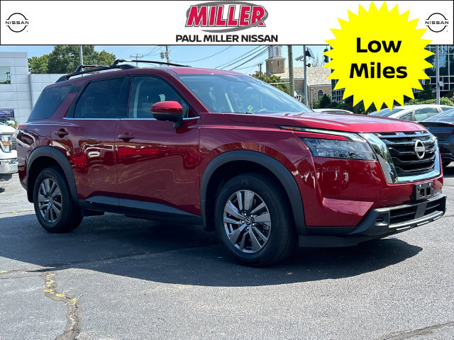 Certified 2024 Nissan Pathfinder SV w/ SV Premium Package