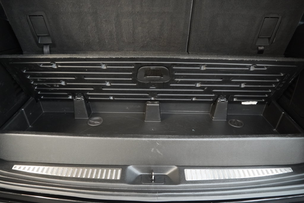Used 2020 Chevrolet Tahoe LT AWD/4WD image 12