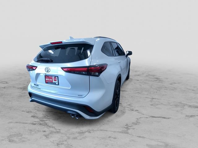 Used 2023 Toyota Highlander XSE image 12