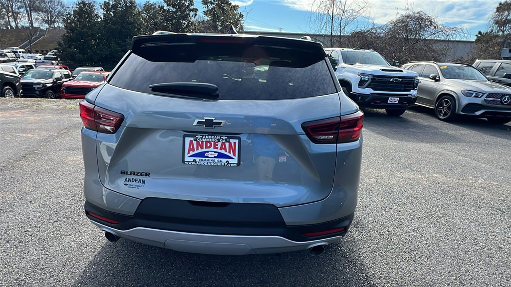 Certified 2023 Chevrolet Blazer LT w/ Convenience Package image 6