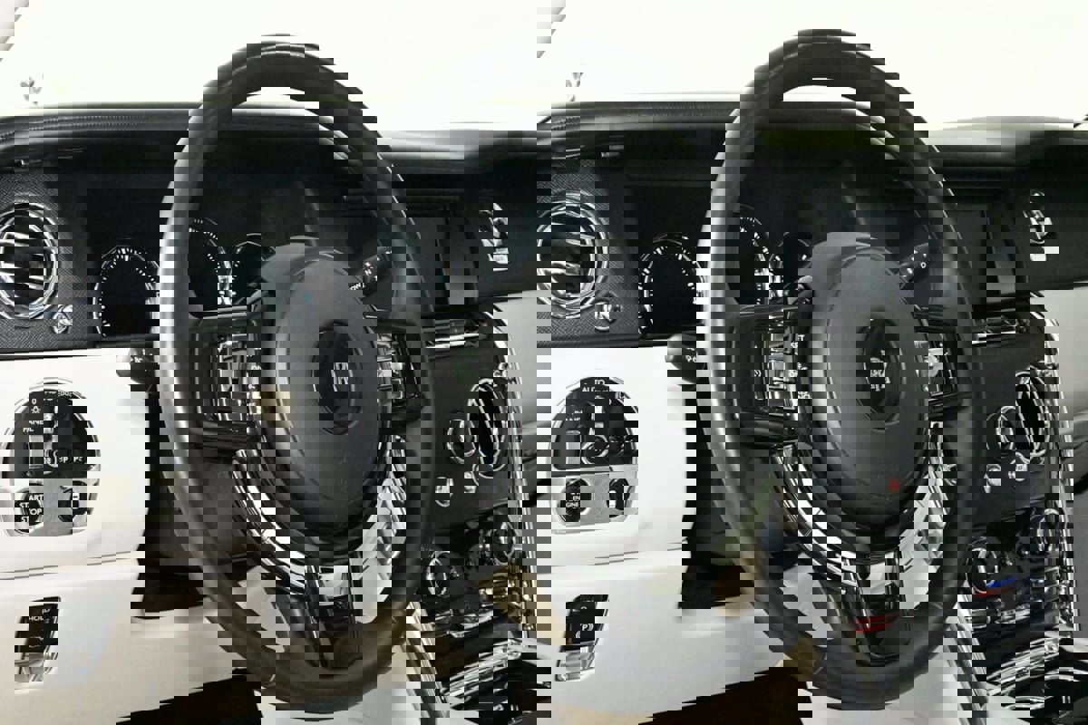 Used 2019 Rolls-Royce Cullinan image 6