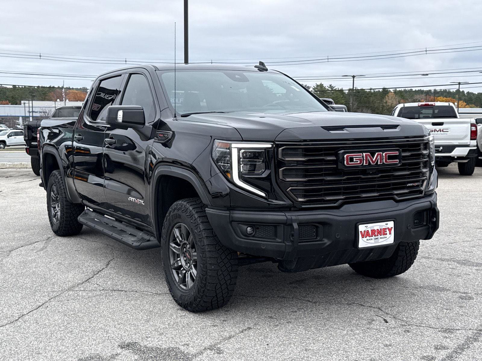 Used 2024 GMC Sierra 1500 AT4X image 3