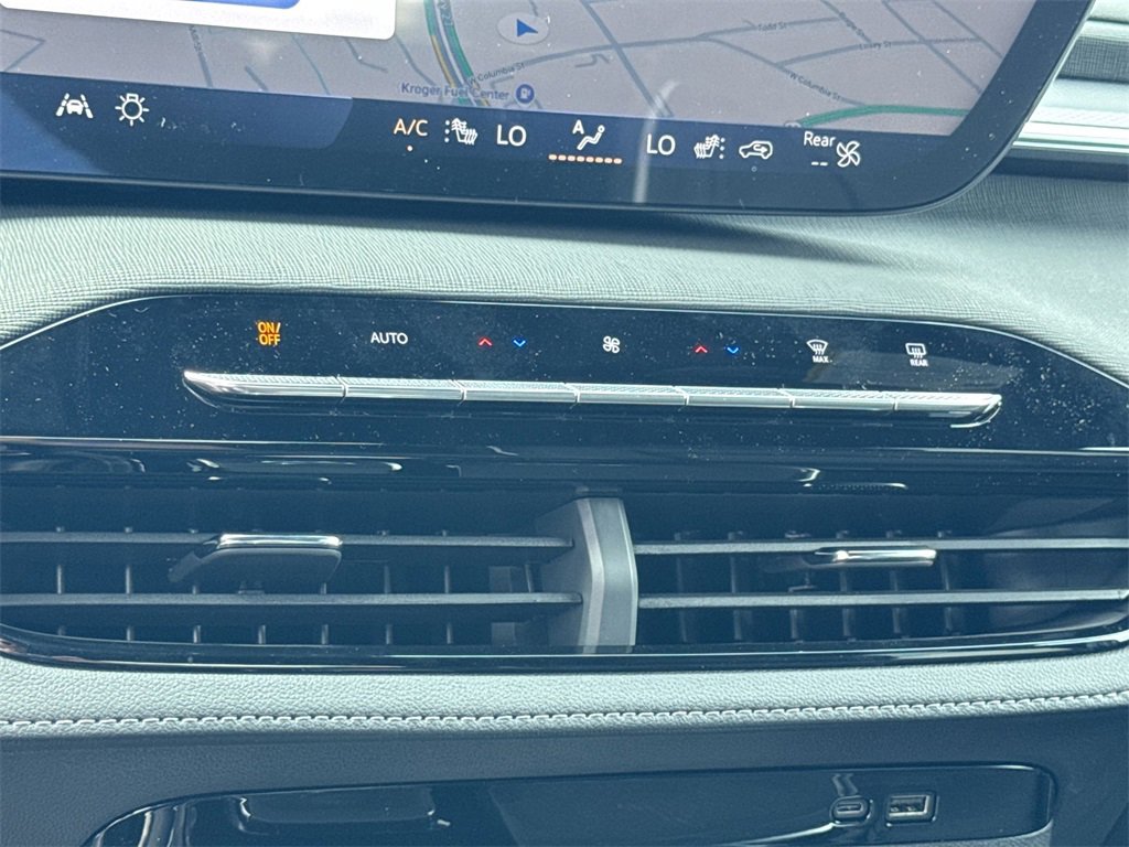 New 2025 Buick Enclave Sport Touring w/ Power Package image 25