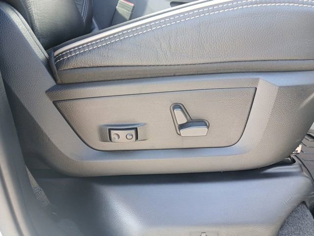 Used 2023 RAM 3500 Limited image 33