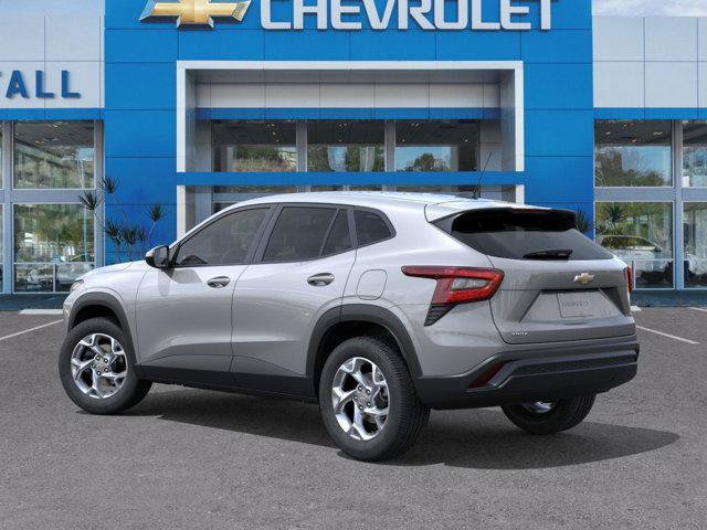 Used 2026 Chevrolet Trax LS w/ LS Convenience Package FWD image 3