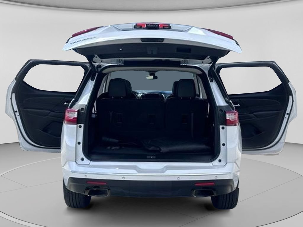 Used 2020 Chevrolet Traverse Premier w/ LPO, Floor Liner Package FWD image 31