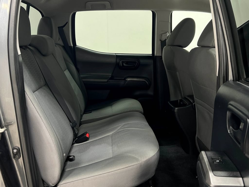 Used 2016 Toyota Tacoma SR5 w/ Towing Package RWD image 30