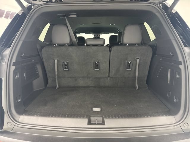 Used 2026 GMC Acadia Elevation w/ Elevation Premium Package AWD/4WD image 32