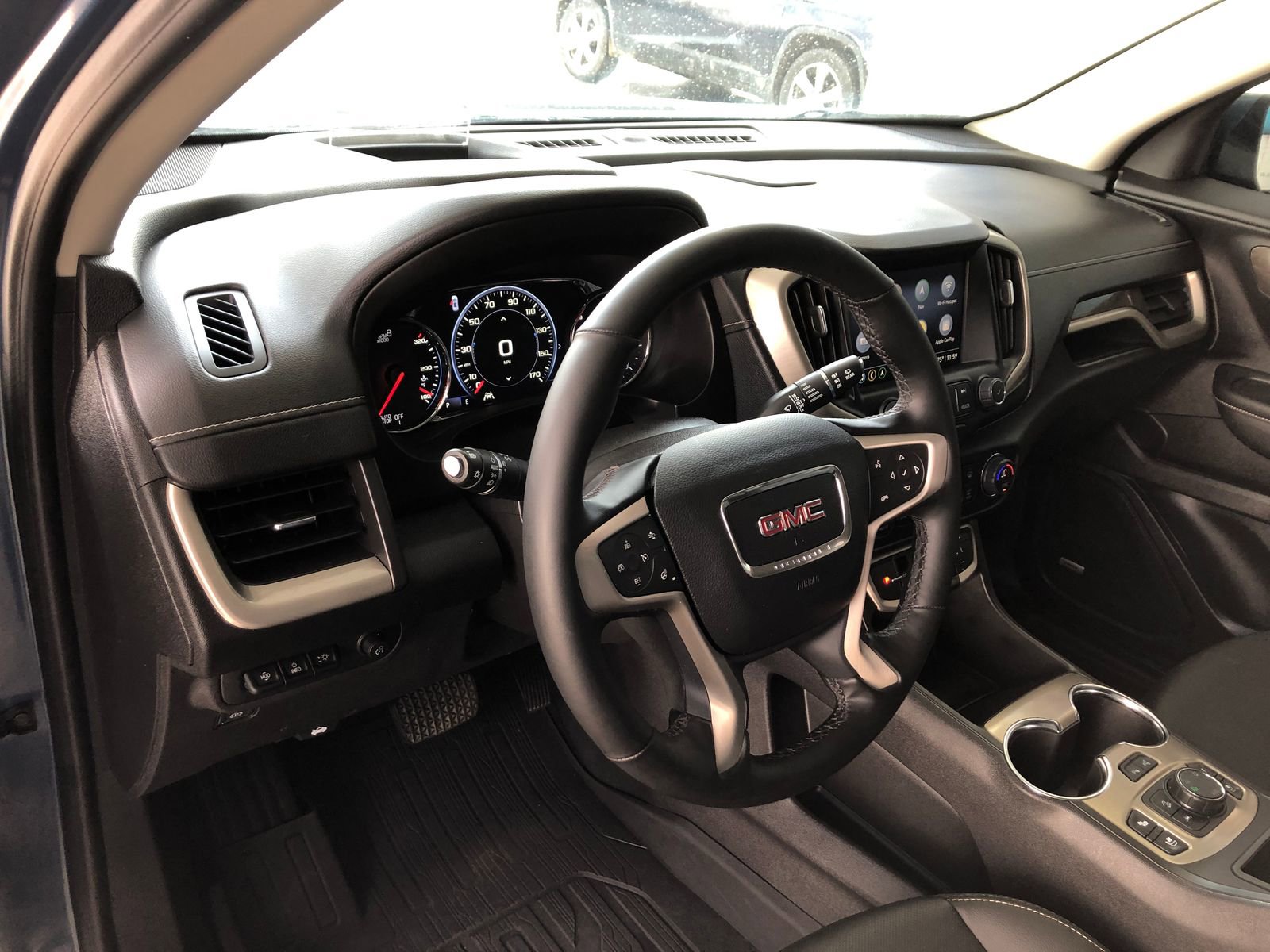 Used 2024 GMC Terrain Denali w/ Denali Premium Package image 19
