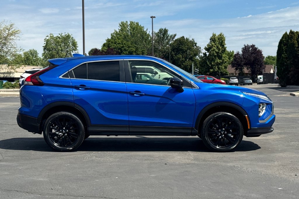 New 2026 Mitsubishi Eclipse Cross LE AWD/4WD image 3